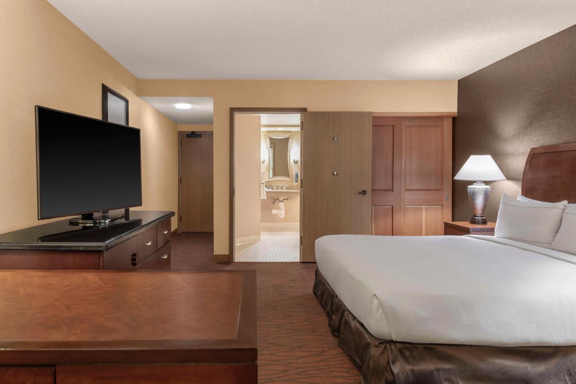 Hilton Orange County/Costa Mesa Hotel Exterior foto